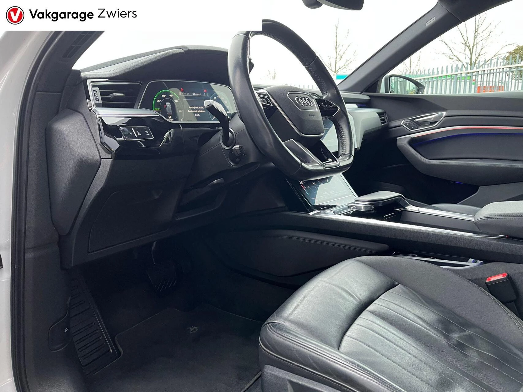 Hoofdafbeelding Audi e-tron