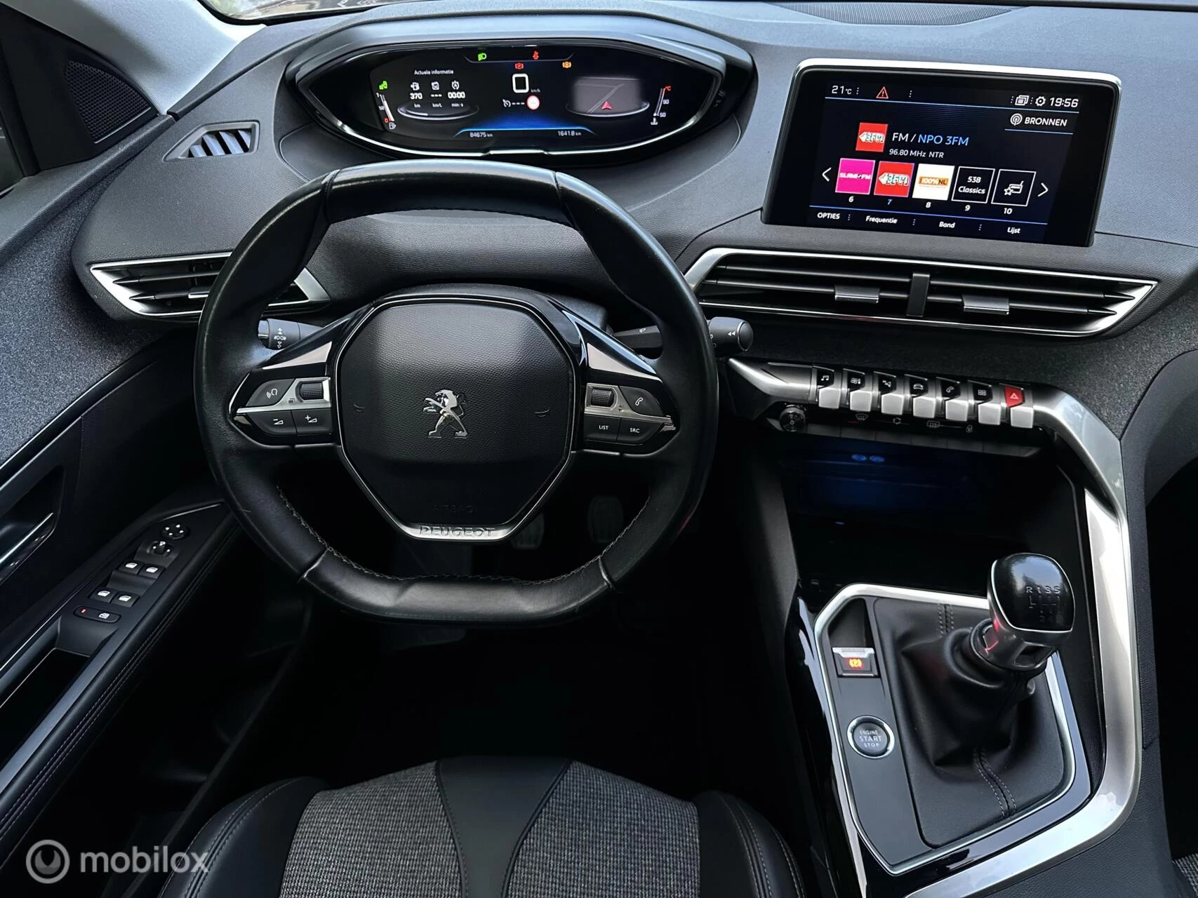 Hoofdafbeelding Peugeot 5008