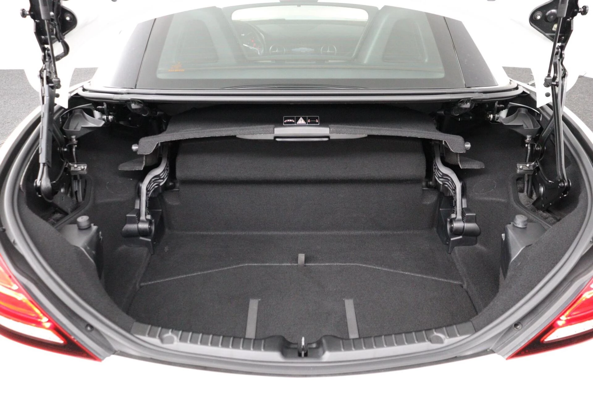 Hoofdafbeelding Mercedes-Benz SLC