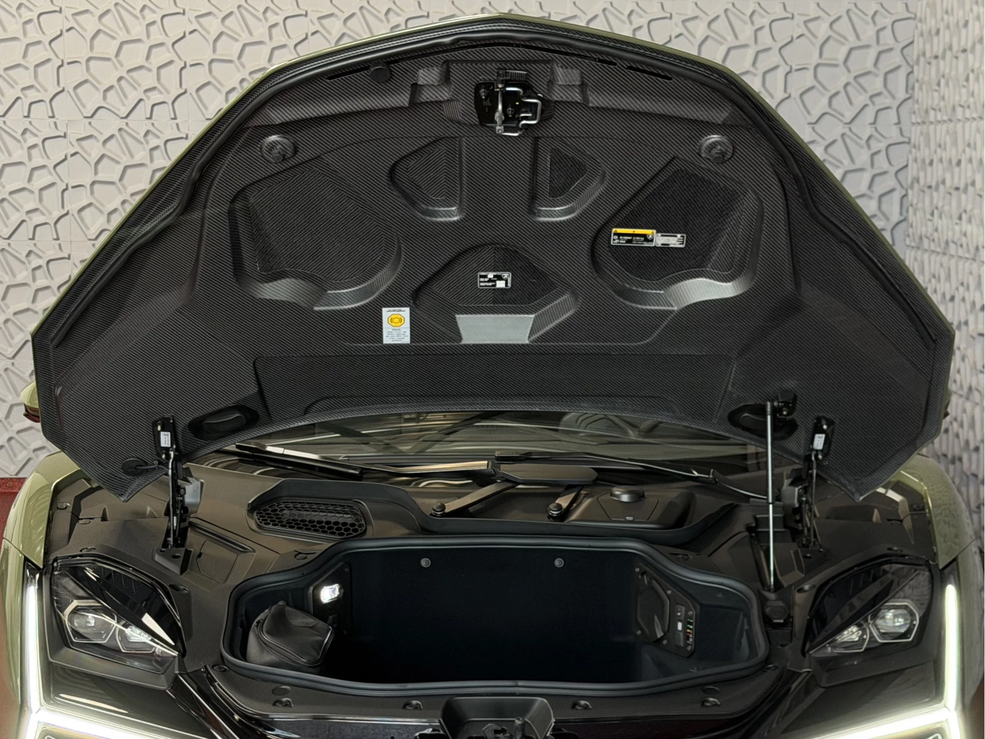 Hoofdafbeelding Lamborghini Revuelto