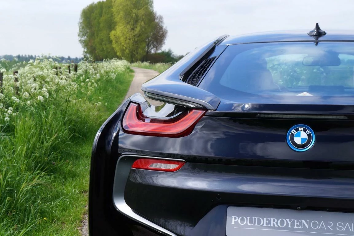 Hoofdafbeelding BMW i8