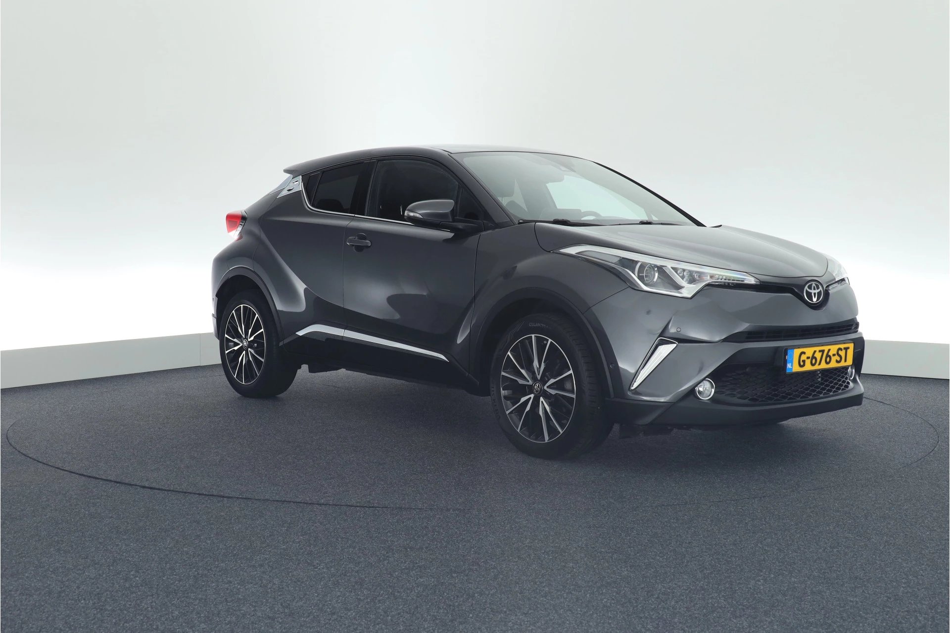 Hoofdafbeelding Toyota C-HR