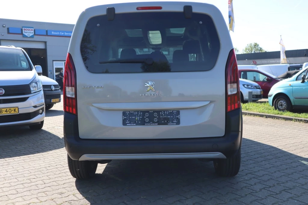 Hoofdafbeelding Peugeot Rifter
