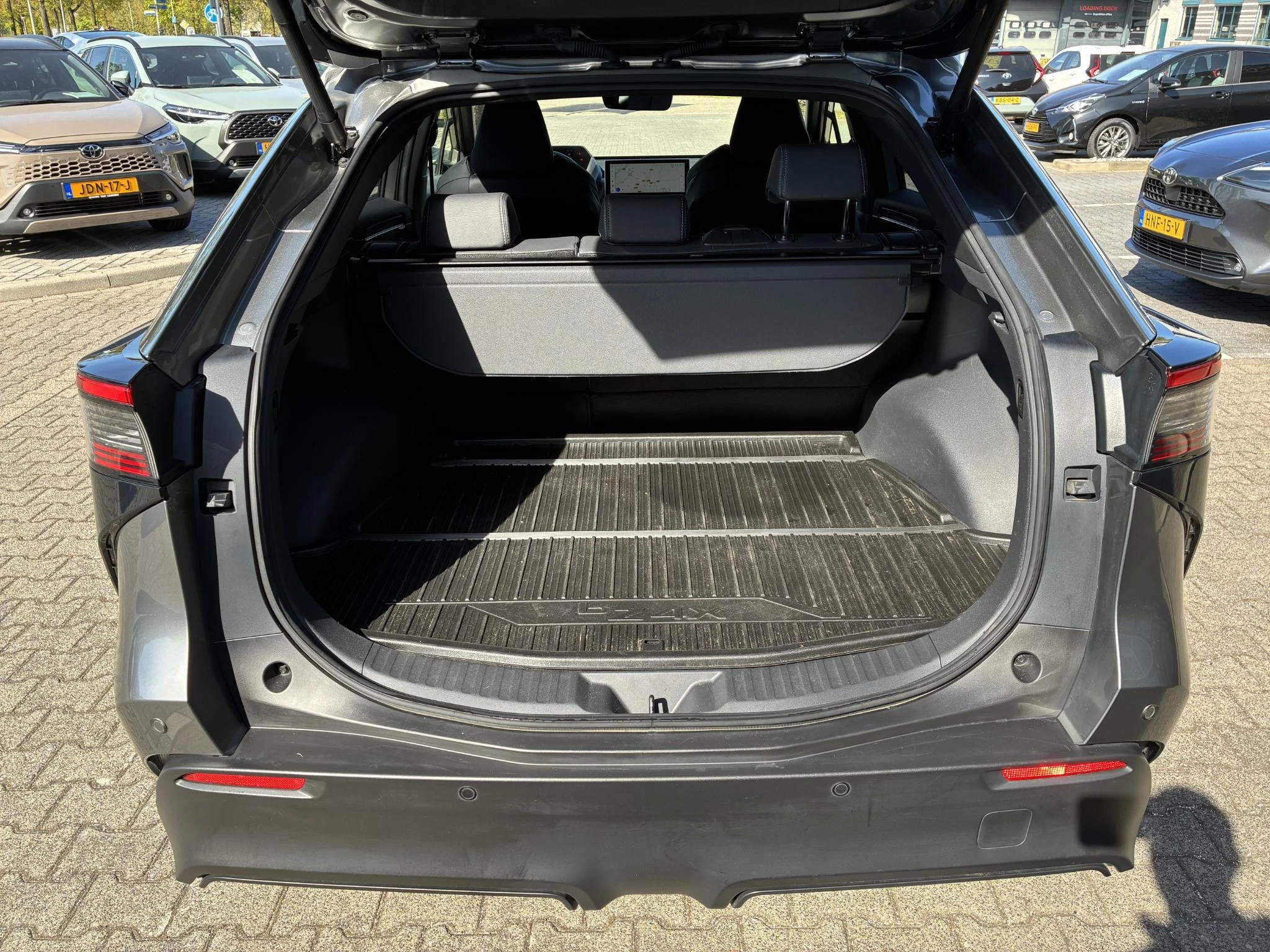 Hoofdafbeelding Toyota bZ4X