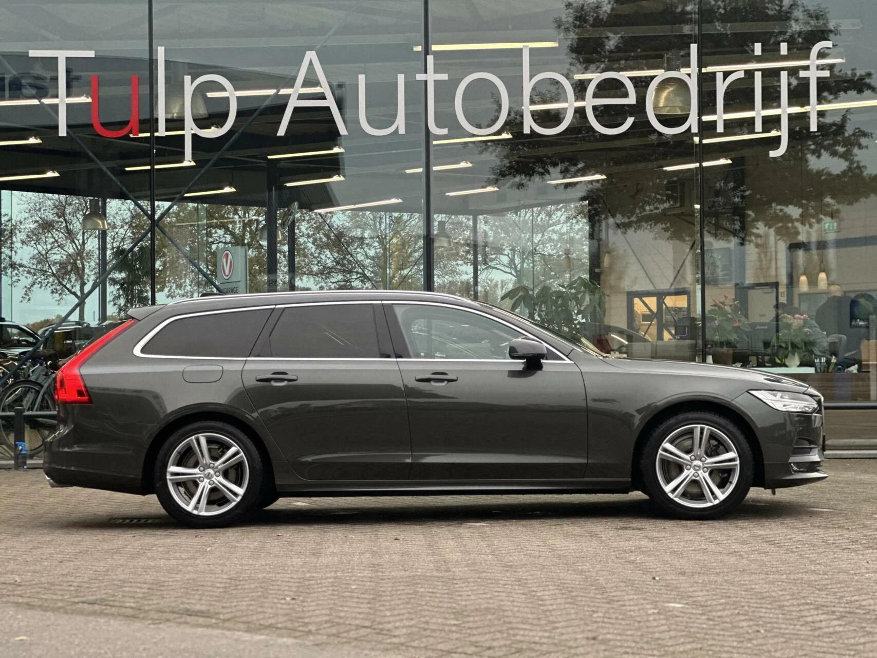 Hoofdafbeelding Volvo V90