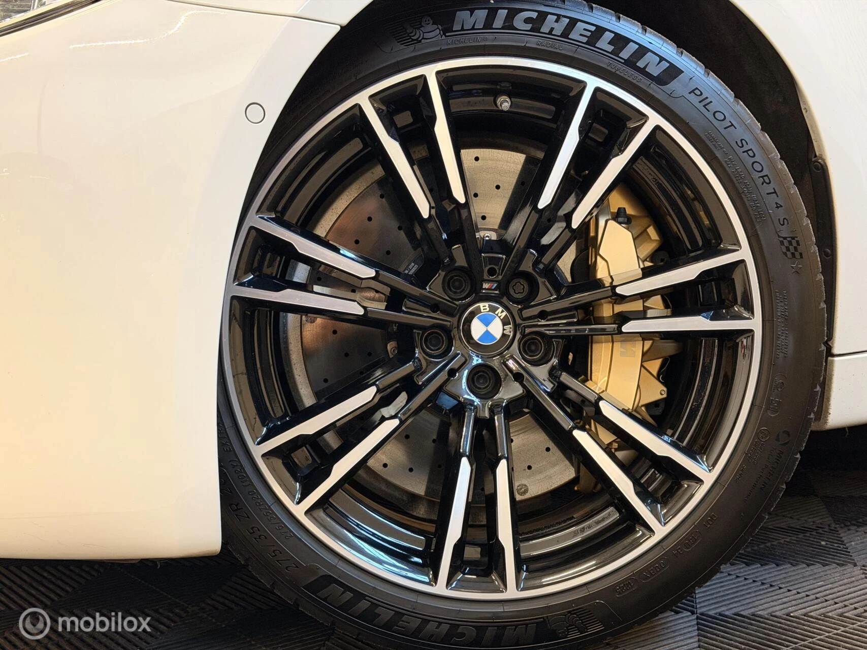 Hoofdafbeelding BMW M5