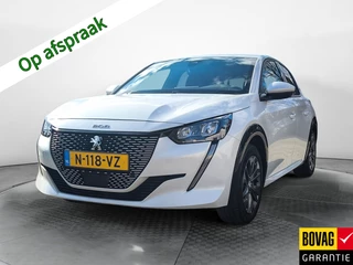 Peugeot e-208 EV Allure Pack 50 kWh (136 PK) 2e-Eig. & Dealer-Onderh. BOVAG-Garantie, NL-Auto. Navigatie/Apple-Carplay/Android-Auto, L.M.Velgen, Achteruitrijcamera, Keyless-Entry, DAB, Licht-Zicht-Pakket, Parelmoer, Privacy-Glas
