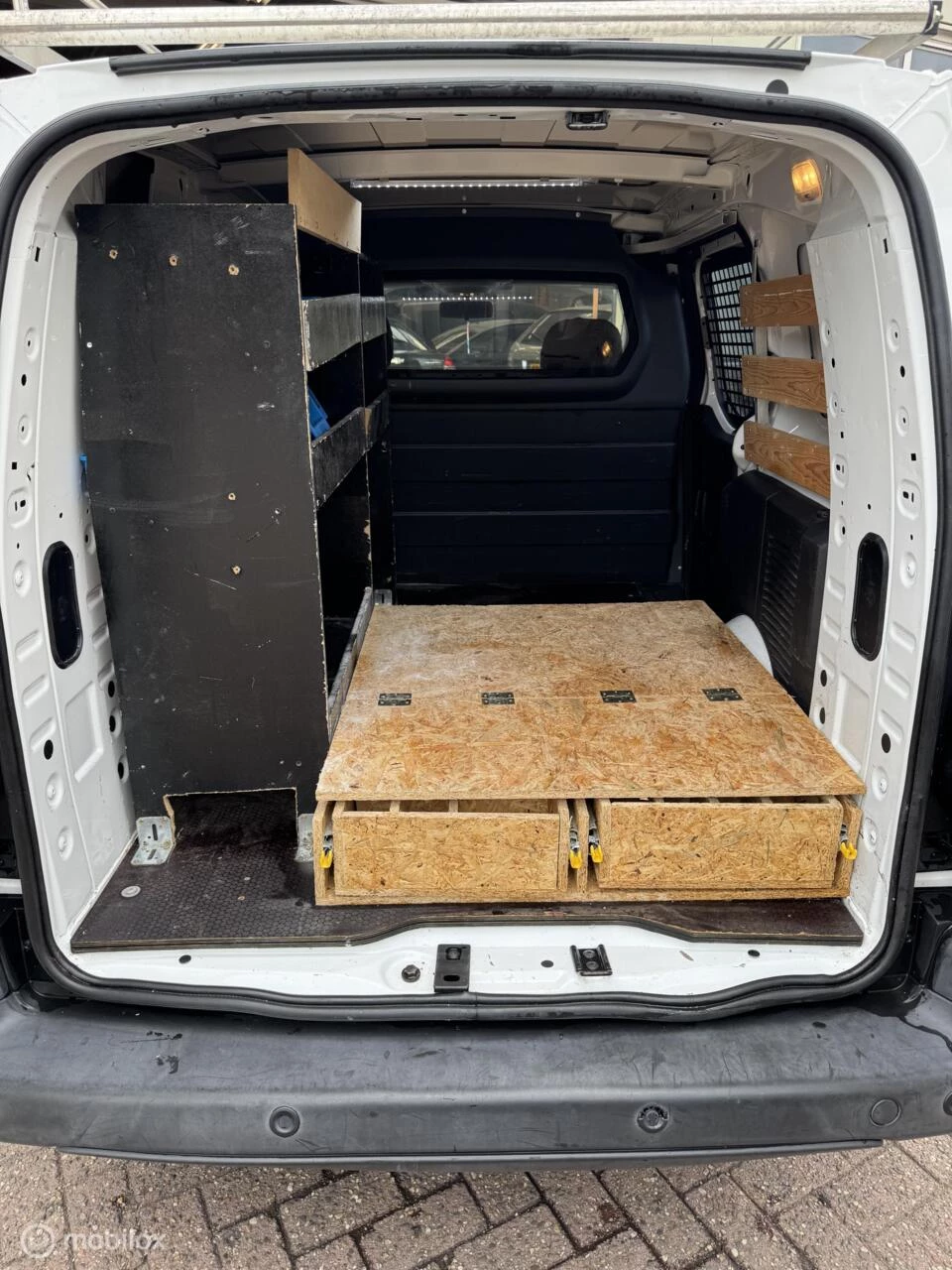 Hoofdafbeelding Peugeot Partner