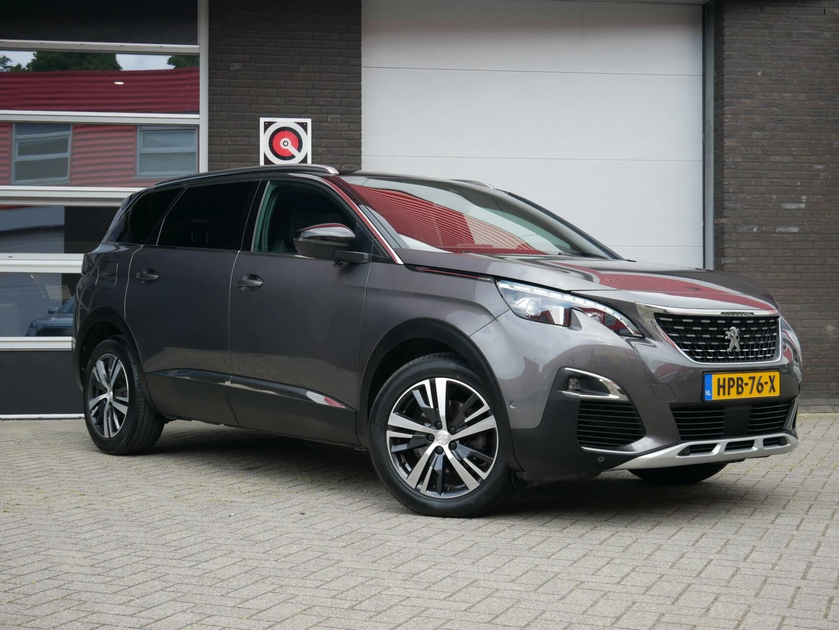 Hoofdafbeelding Peugeot 5008
