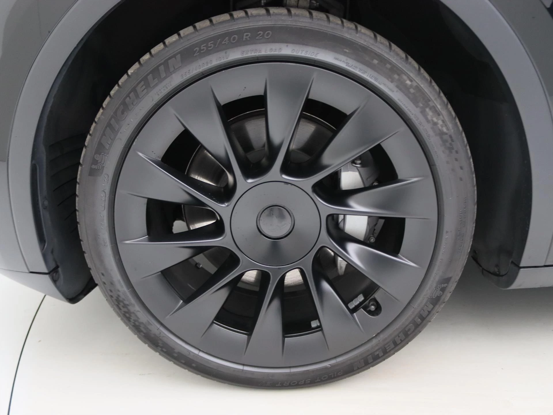 Hoofdafbeelding Tesla Model Y