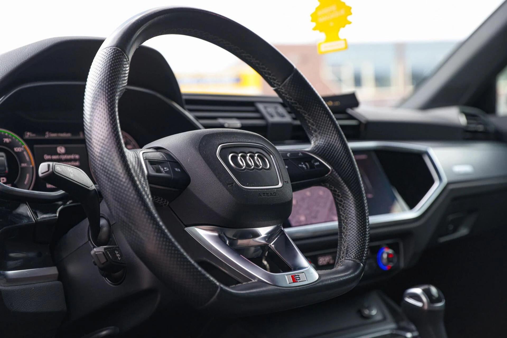 Hoofdafbeelding Audi Q3