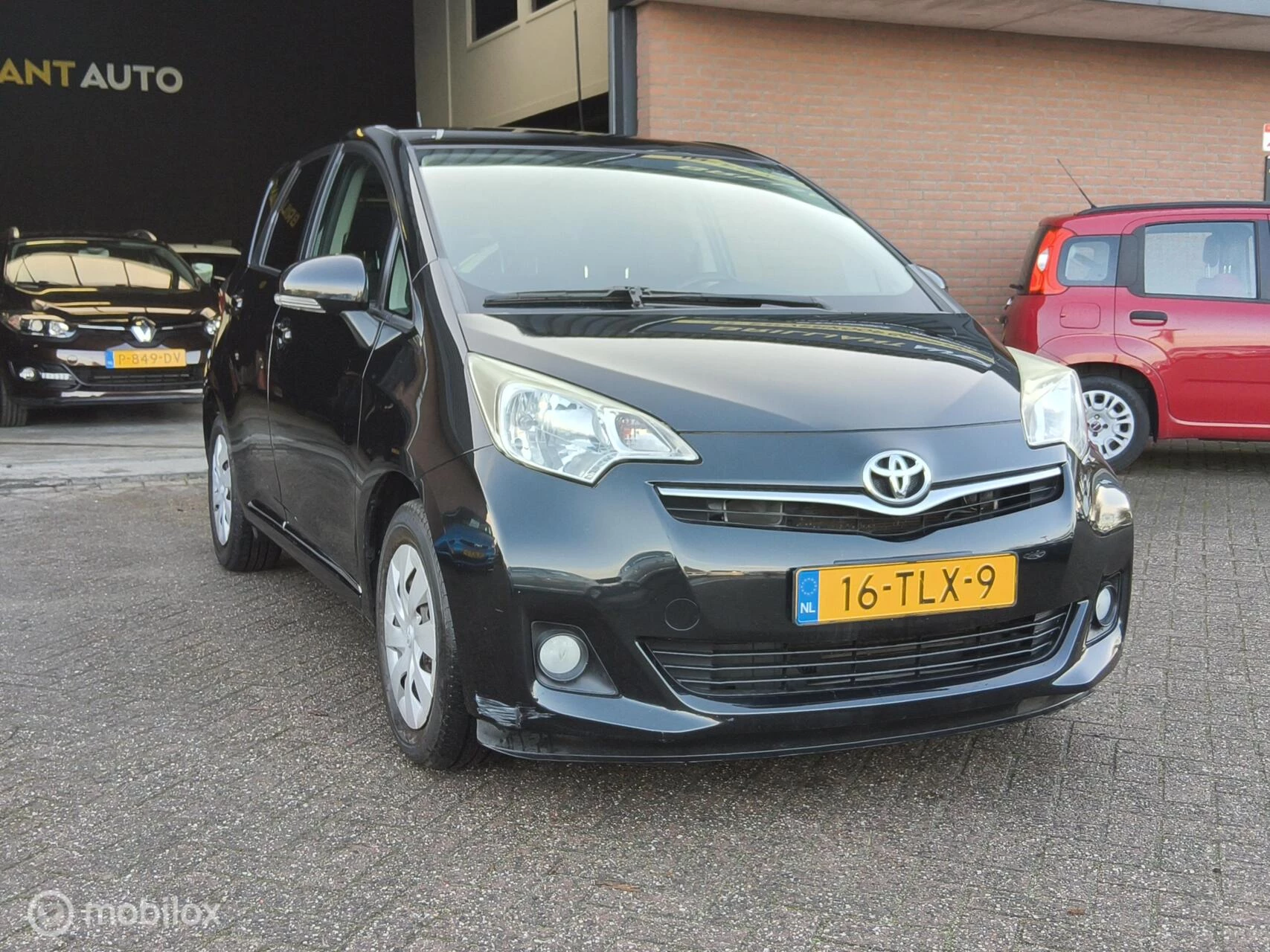 Hoofdafbeelding Toyota Verso-S
