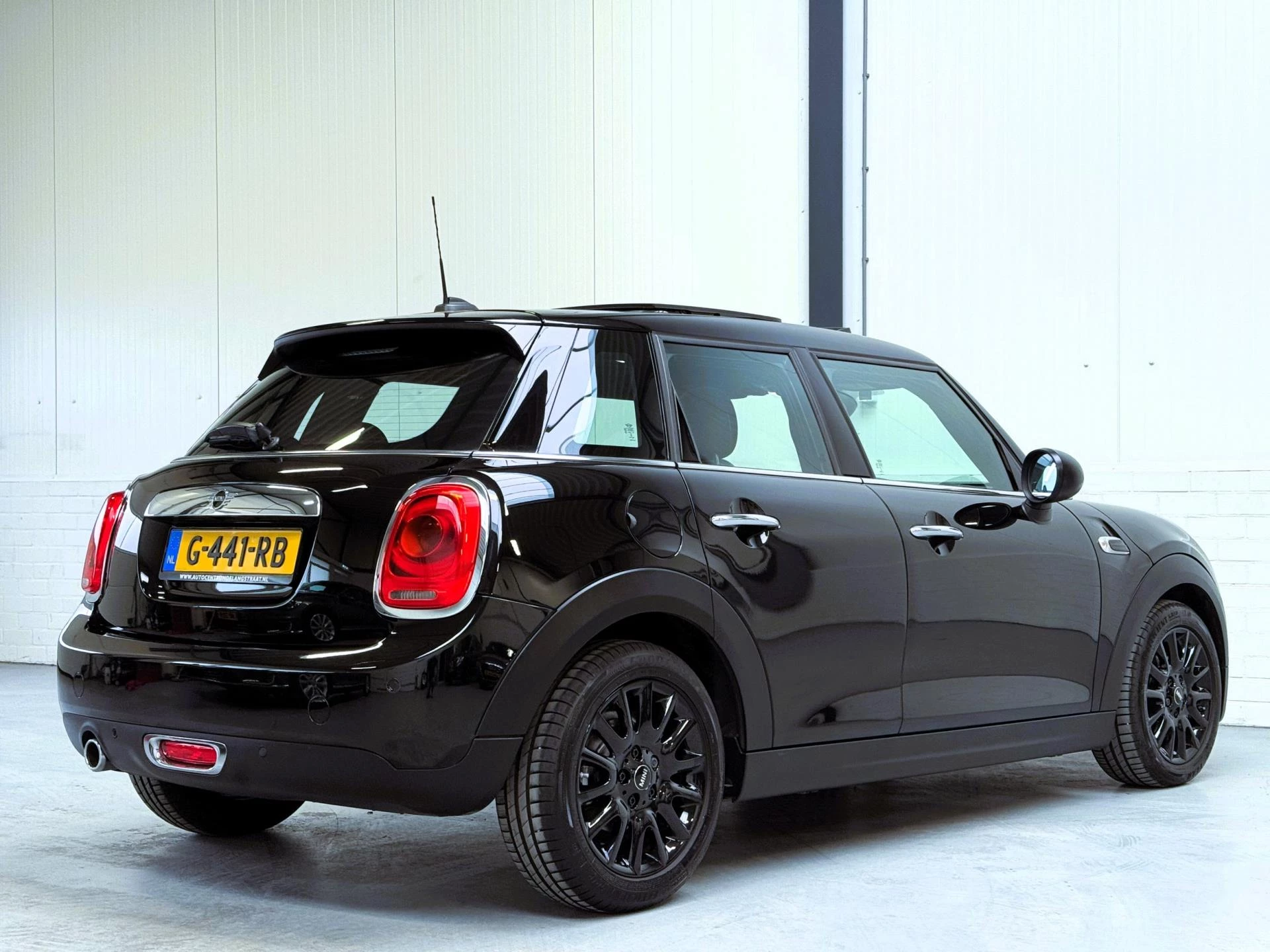 Hoofdafbeelding MINI One
