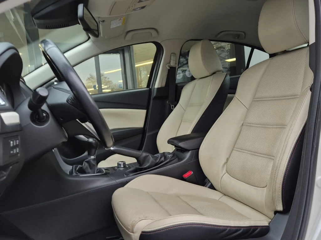 Hoofdafbeelding Mazda 6