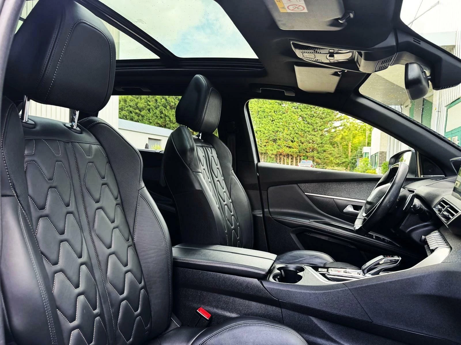 Hoofdafbeelding Peugeot 5008