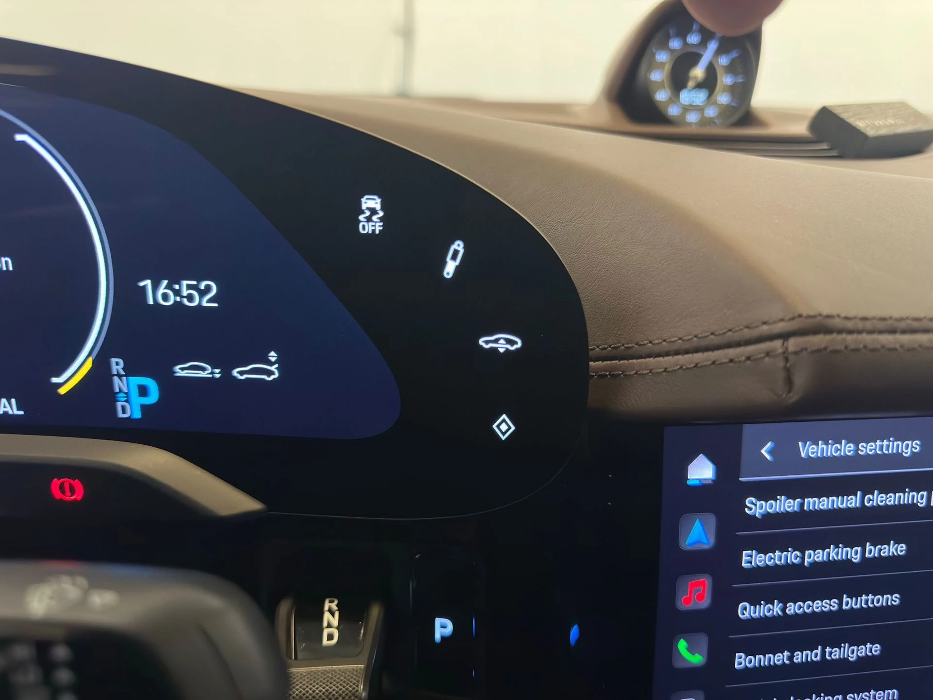 Hoofdafbeelding Porsche Taycan