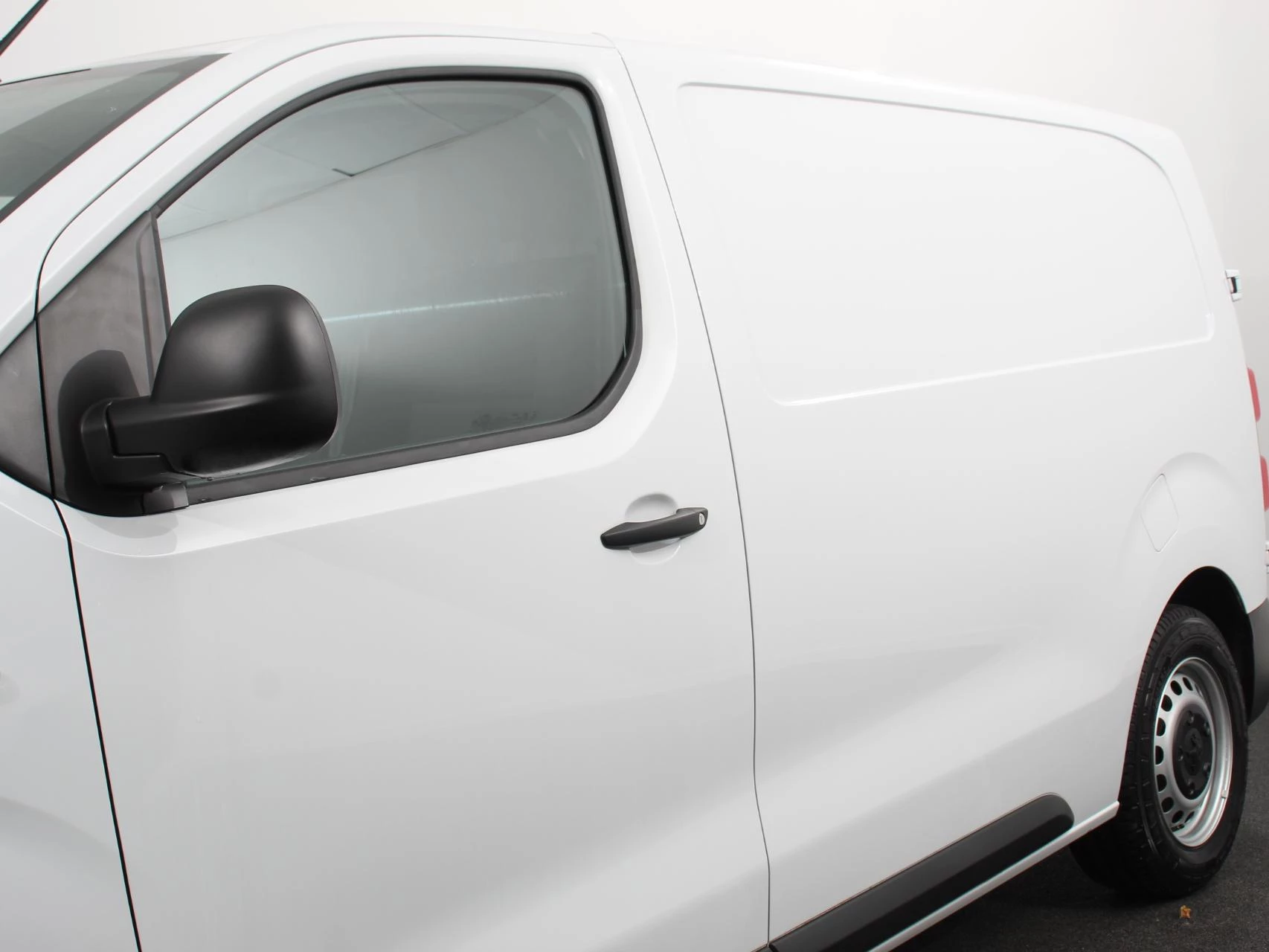 Hoofdafbeelding Peugeot e-Expert