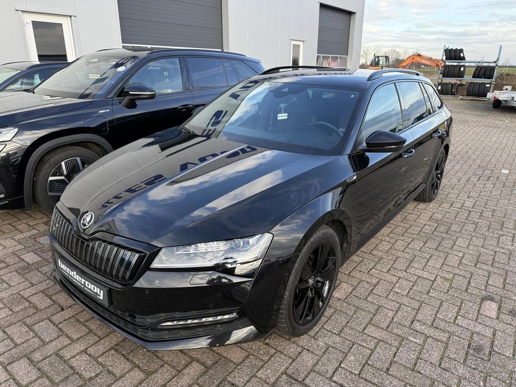 Hoofdafbeelding Škoda Superb