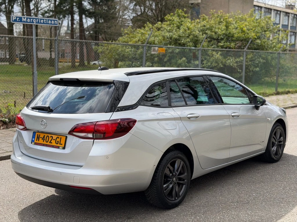 Hoofdafbeelding Opel Astra