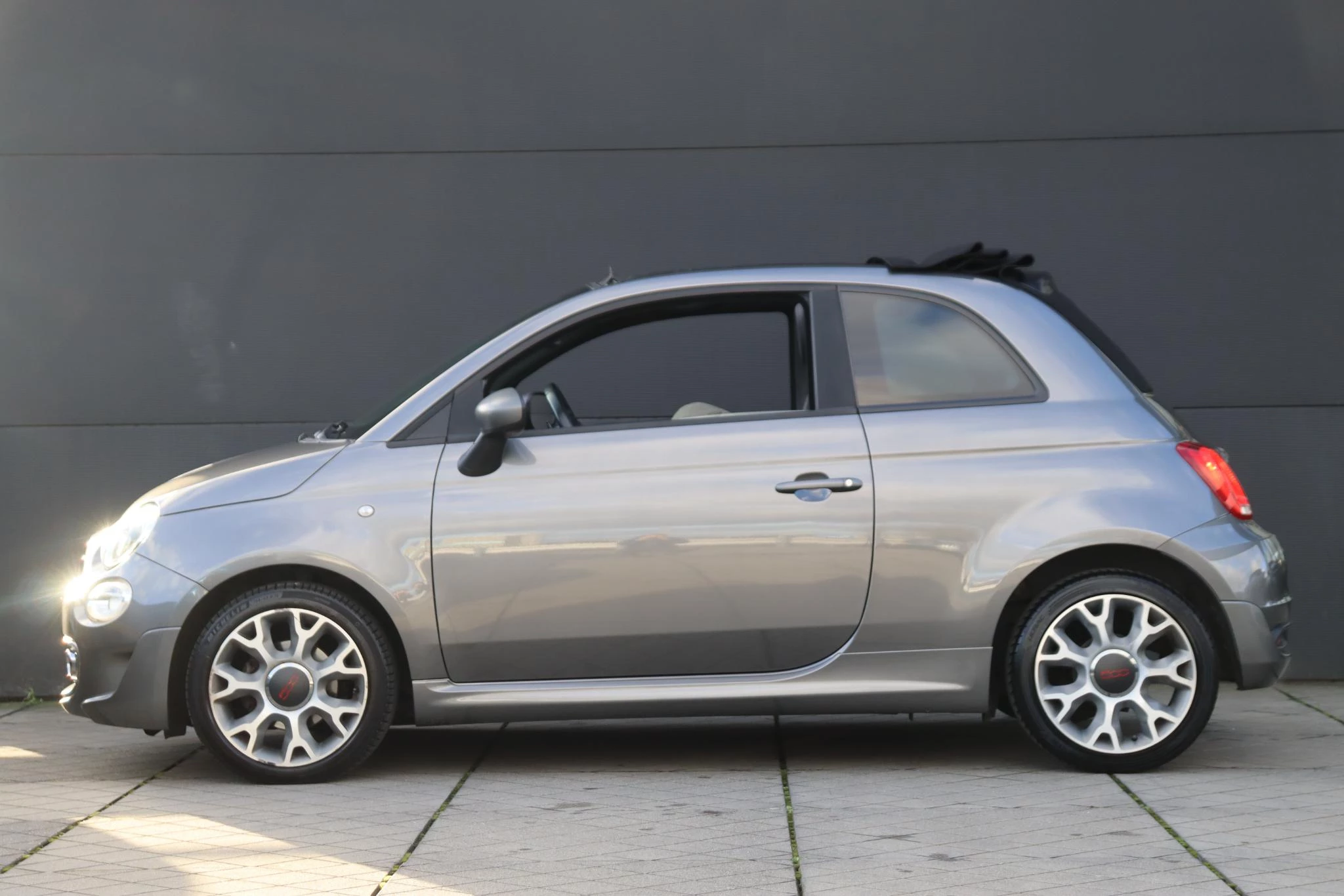 Hoofdafbeelding Fiat 500C