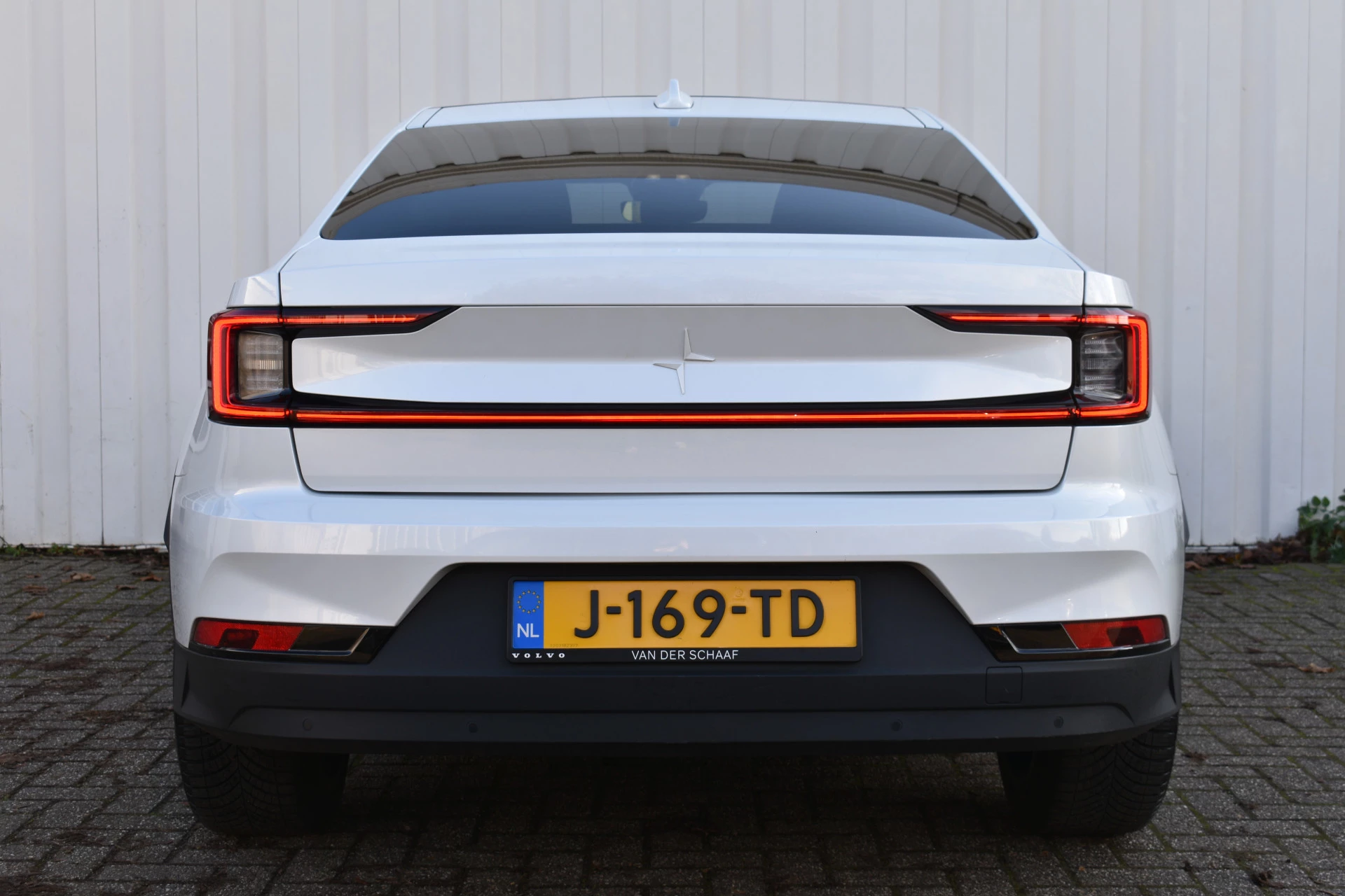 Hoofdafbeelding Polestar 2