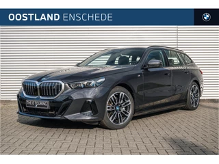 BMW i5 eDrive40 High Executive M Sport / Panoramadak / Trekhaak / Parking Assistant Plus / Adaptieve LED / Stoelventilatie / Driving Assistant Professional