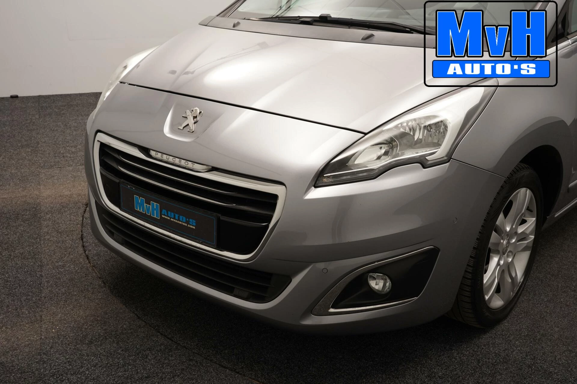 Hoofdafbeelding Peugeot 5008