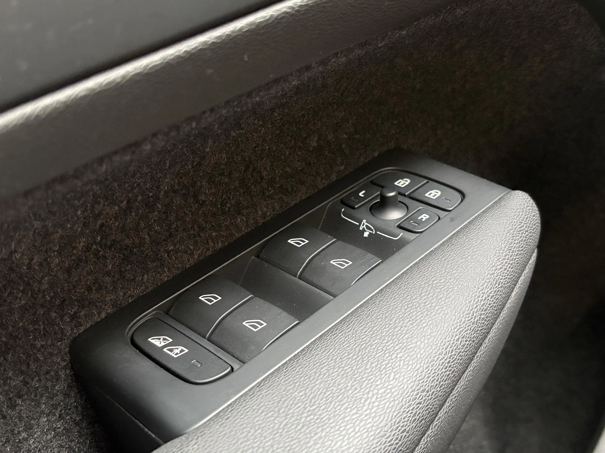 Hoofdafbeelding Volvo C40