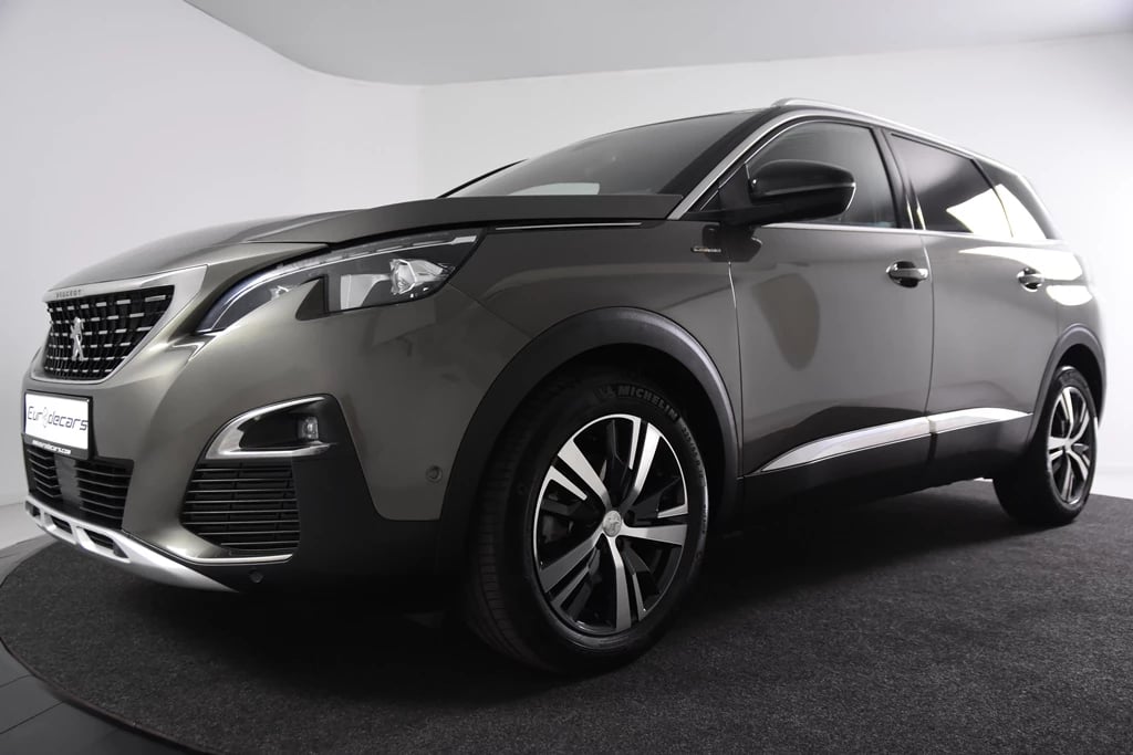 Hoofdafbeelding Peugeot 5008