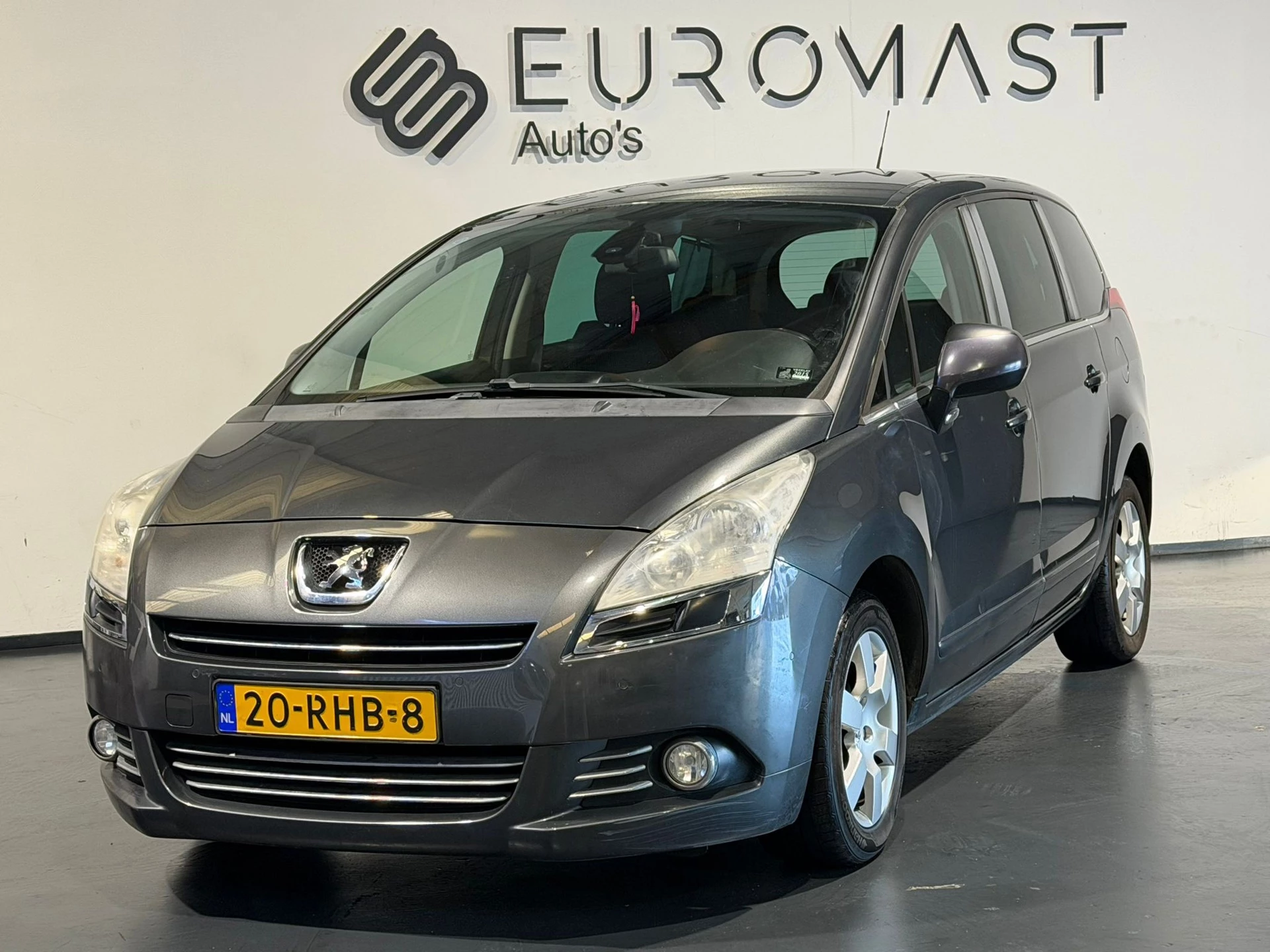 Hoofdafbeelding Peugeot 5008