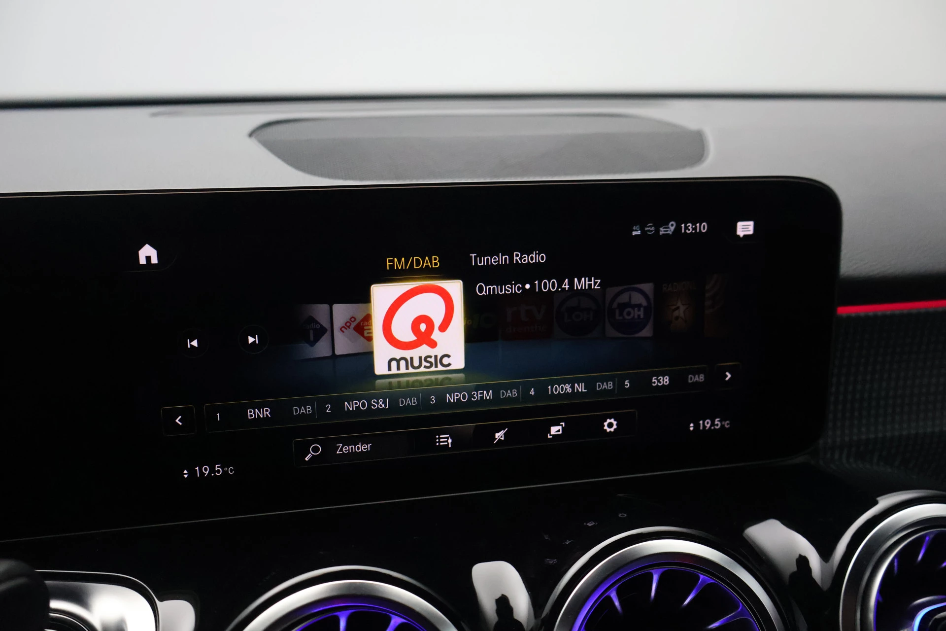 Hoofdafbeelding Mercedes-Benz EQB