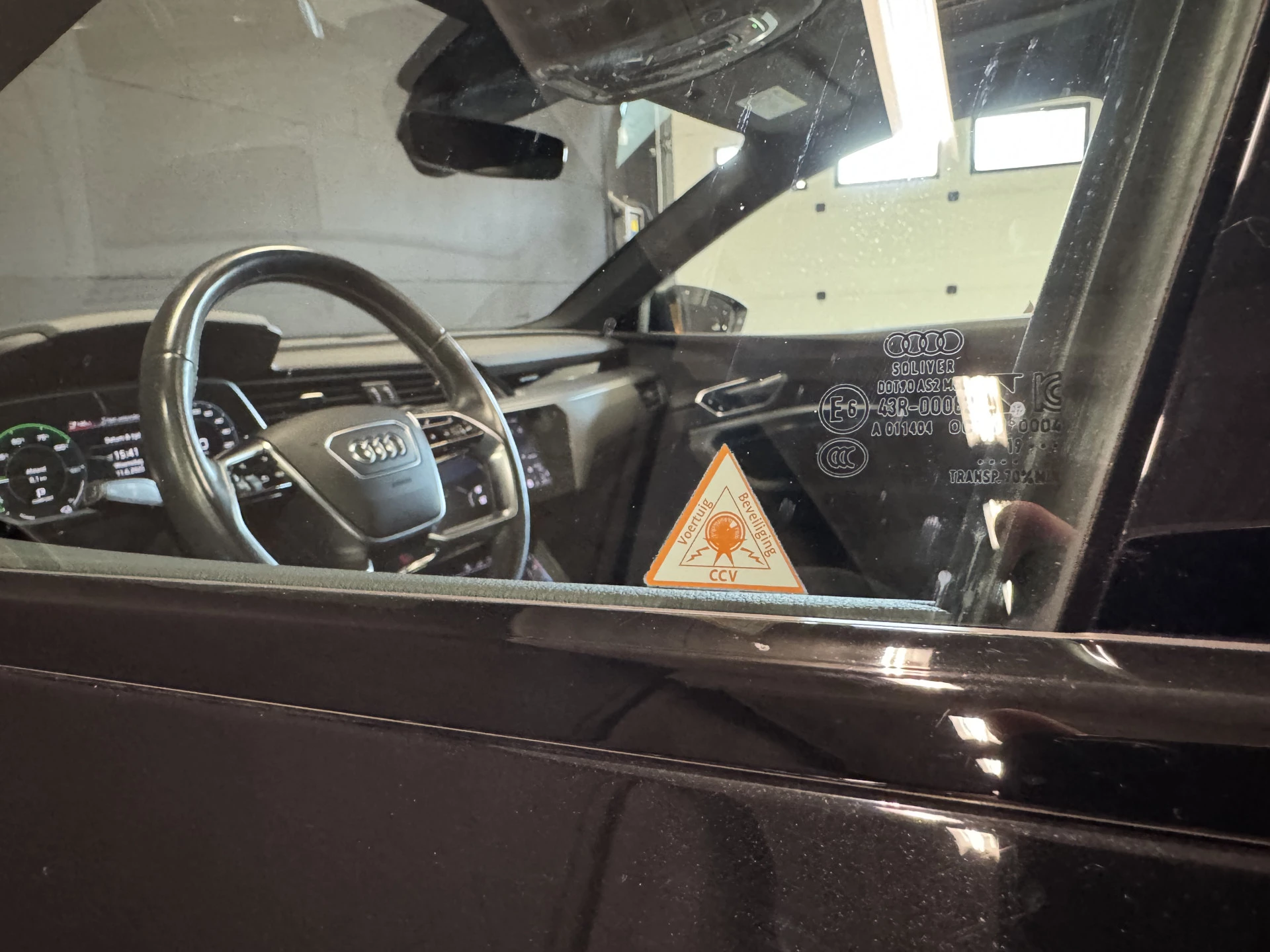 Hoofdafbeelding Audi e-tron
