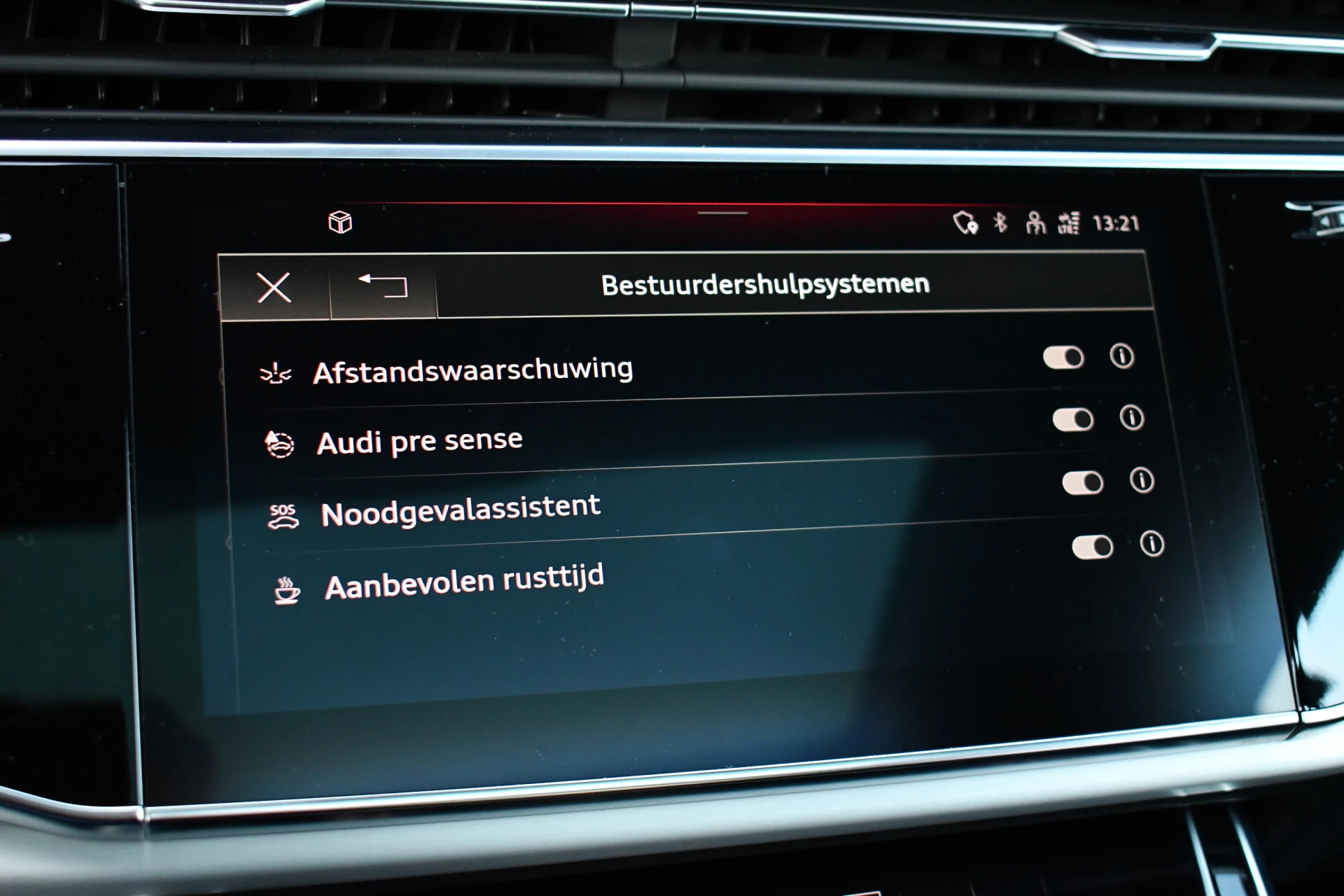 Hoofdafbeelding Audi Q8