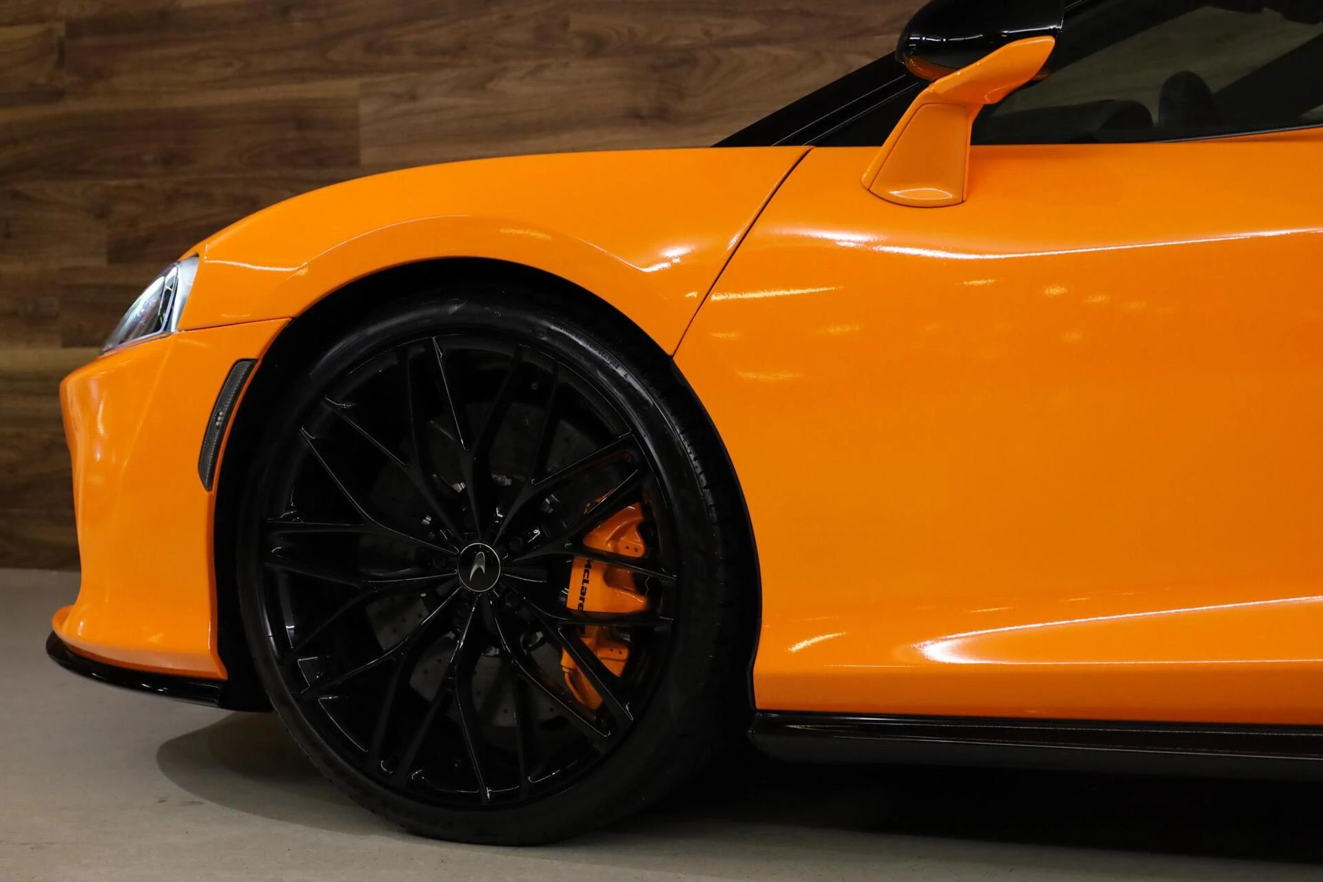 Hoofdafbeelding McLaren GT
