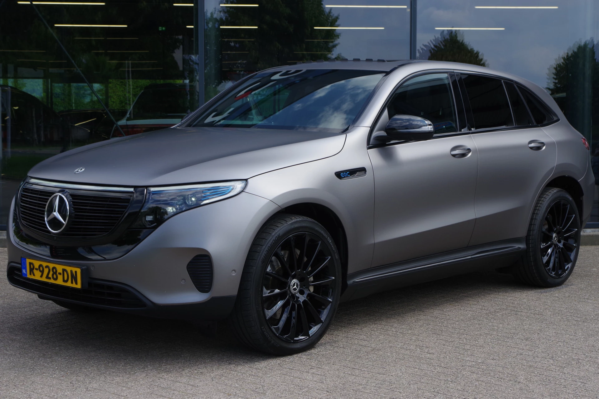Hoofdafbeelding Mercedes-Benz EQC