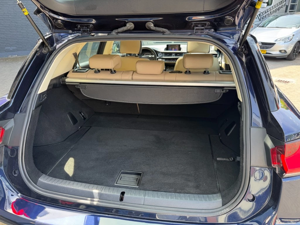 Hoofdafbeelding Lexus CT