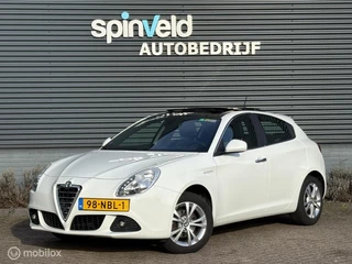 Hoofdafbeelding Alfa Romeo Giulietta Alfa Romeo Giulietta 1.4 T Progression - Pano - Airco - Climate -