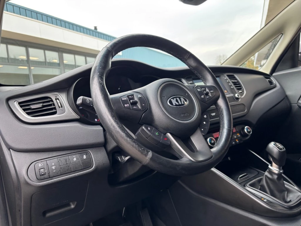 Hoofdafbeelding Kia Carens