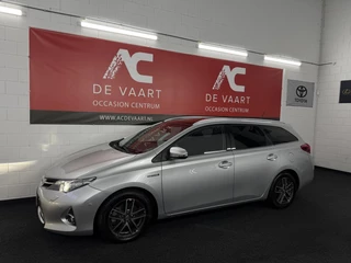Toyota Auris 1.8 Hybrid Lease+ - NAVI/PANODAK/CAMERA/NAP
