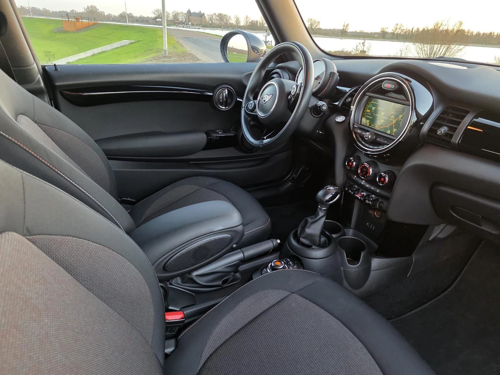 Hoofdafbeelding MINI Cooper