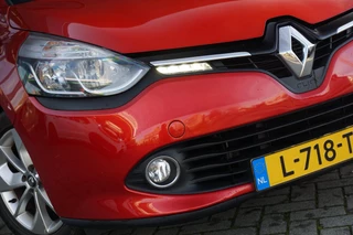 Renault Clio 1.2 Collection - Rouge Flamme - Clima/Nav/LMV - Superstaat!