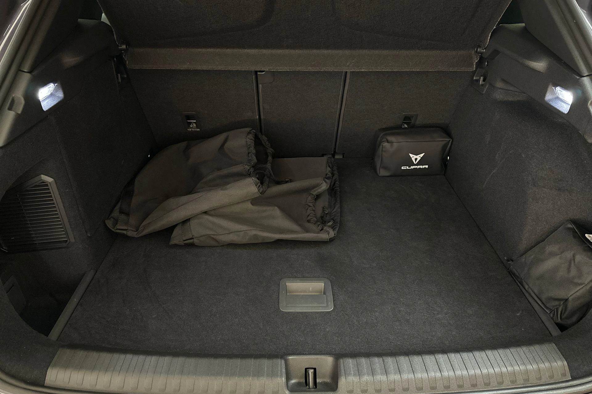 Hoofdafbeelding CUPRA Terramar