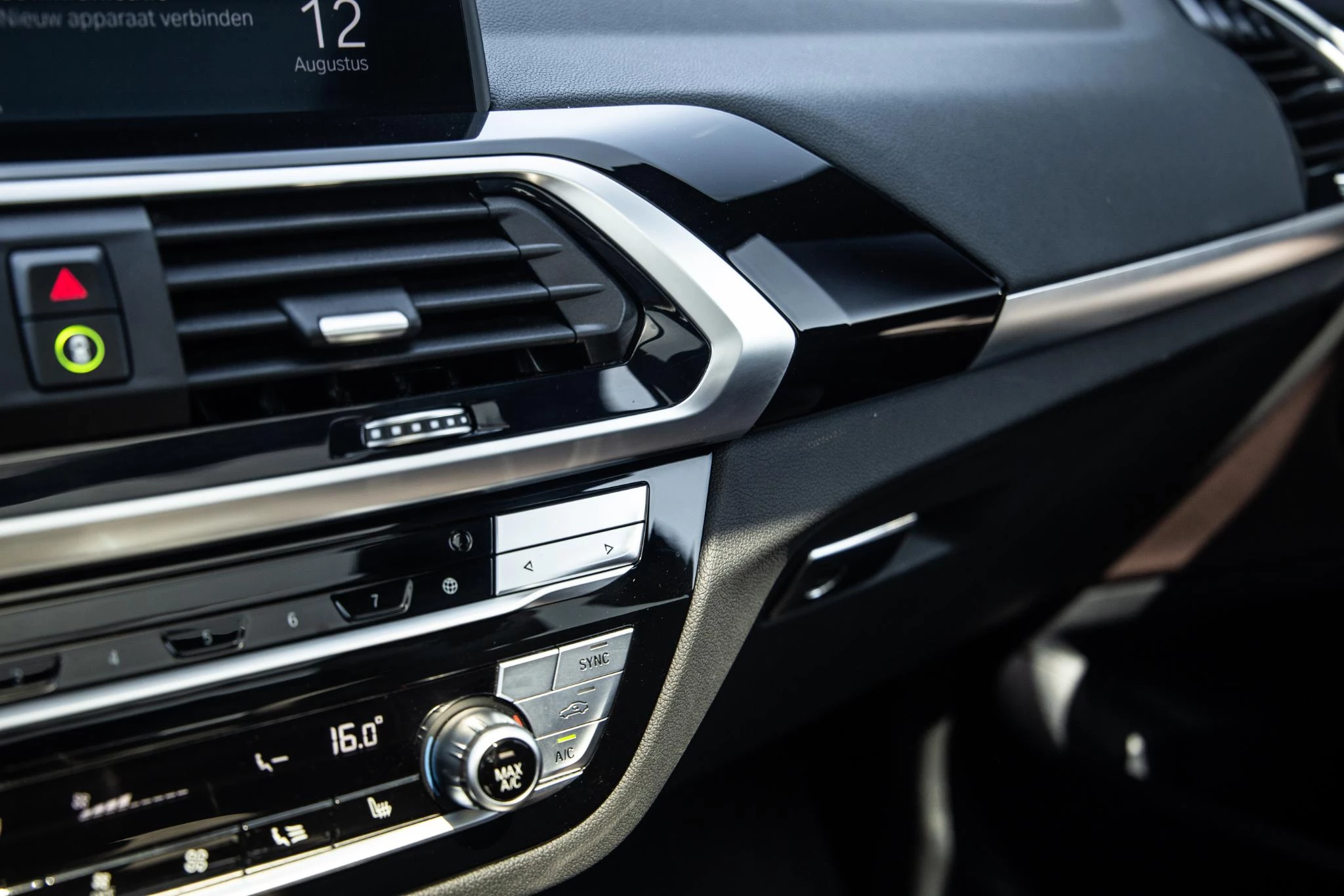 Hoofdafbeelding BMW iX3