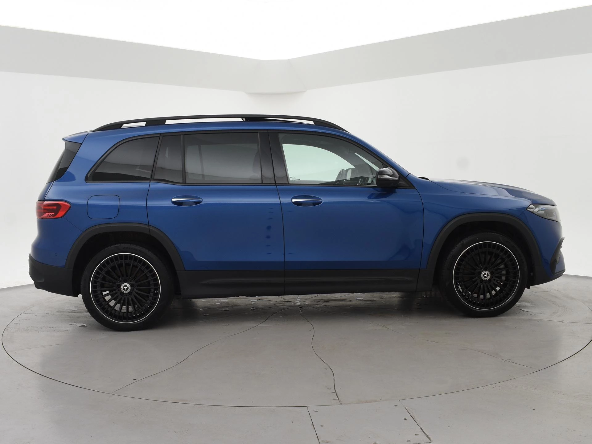 Hoofdafbeelding Mercedes-Benz EQB