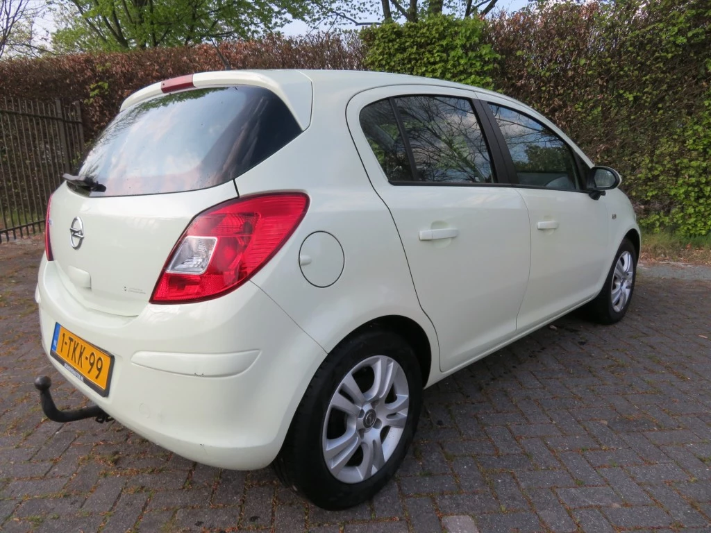 Hoofdafbeelding Opel Corsa
