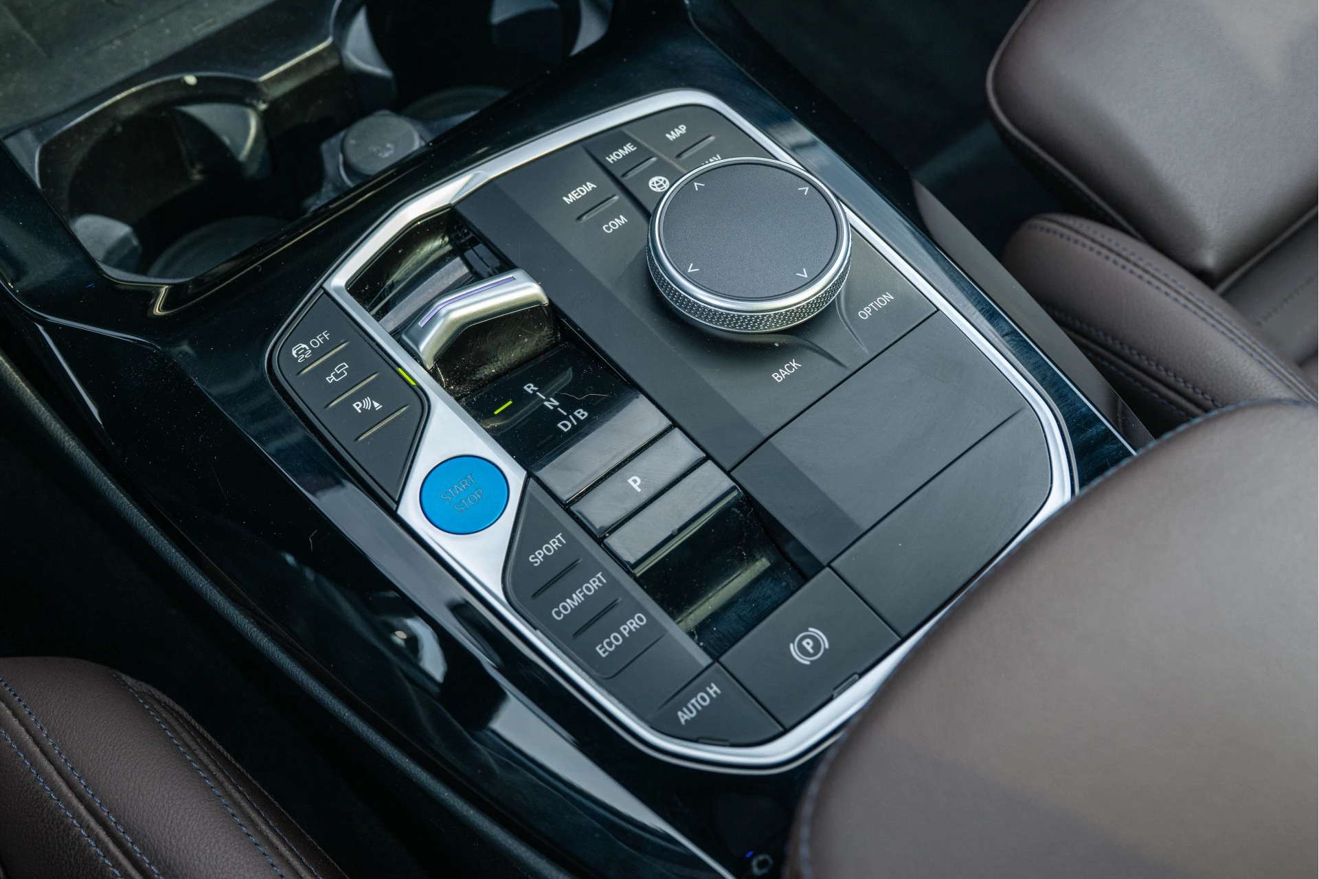 Hoofdafbeelding BMW iX3
