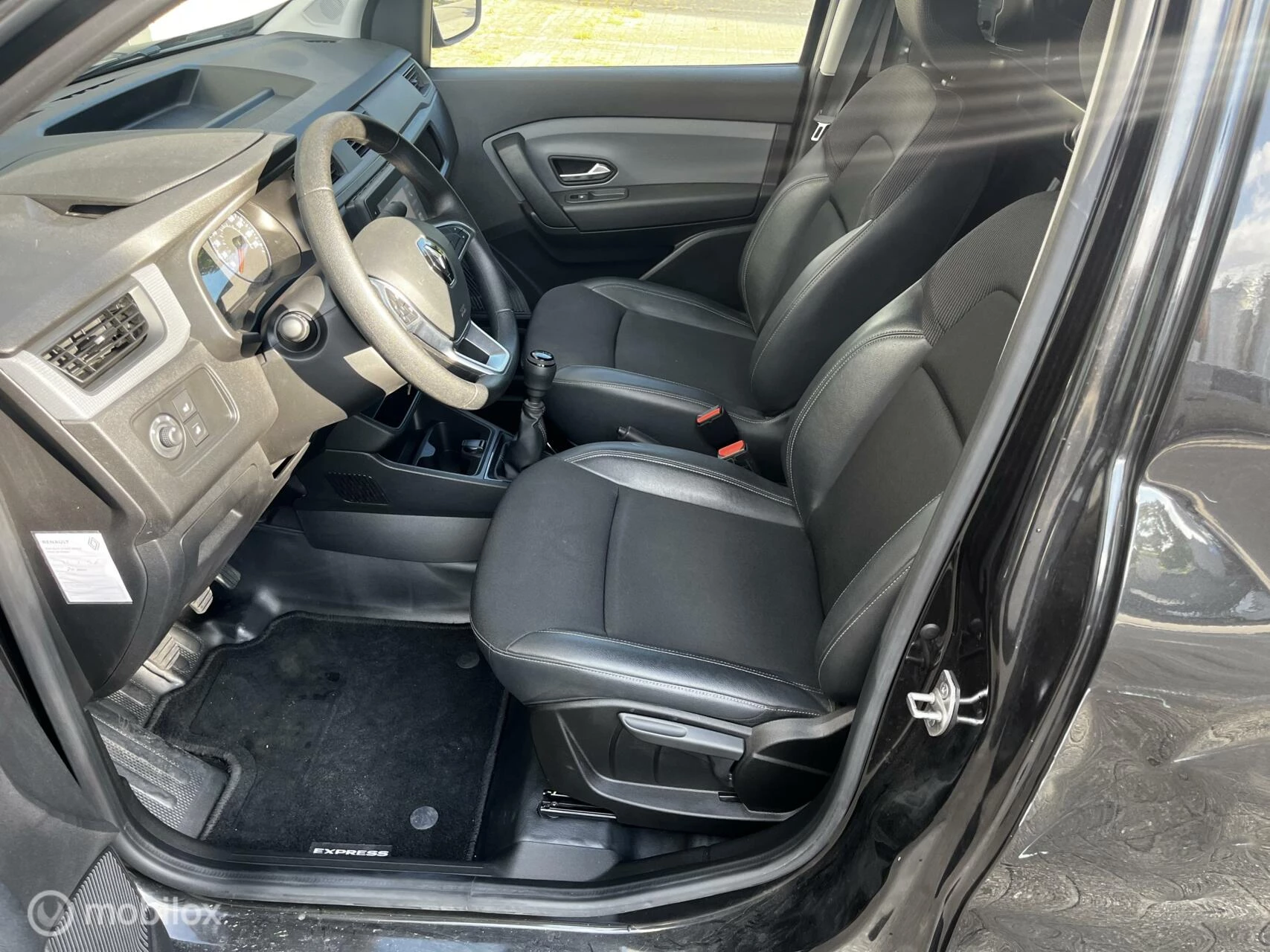 Hoofdafbeelding Renault Express