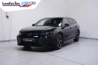Volkswagen Passat R-line 150 PK DSG Panodak camera IQ Light Stoel-/stuurverwarming Apple Carplay R-Line int./ext. 19 Inch