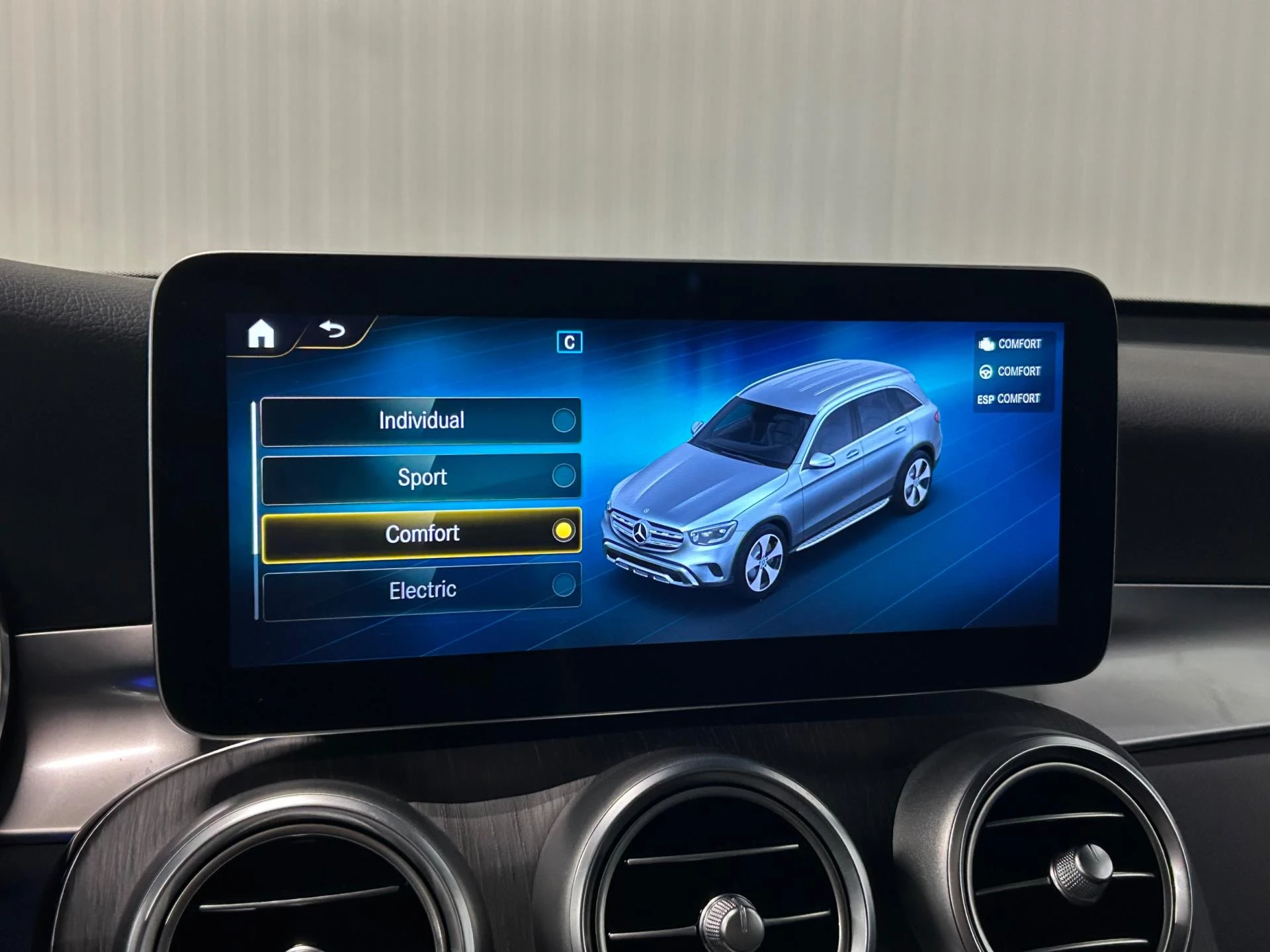 Hoofdafbeelding Mercedes-Benz GLC