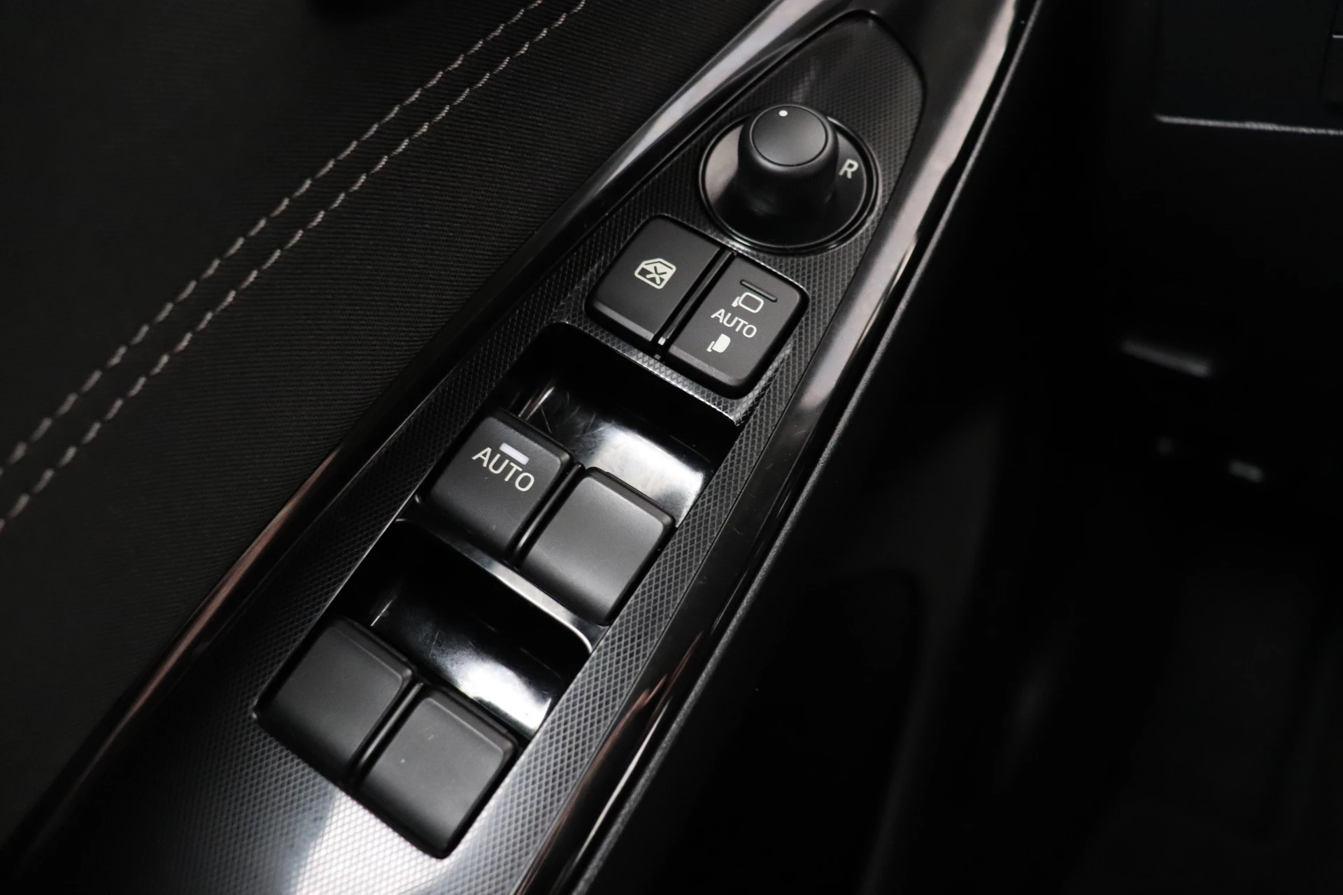 Hoofdafbeelding Mazda 2